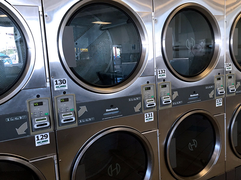 img-about-tumbler-card.jpg